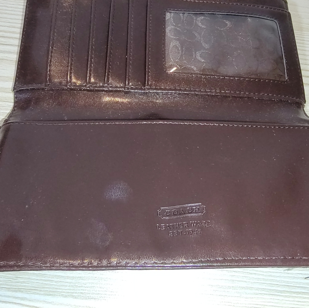 Authentic used Coach Wallet - Picture 6 of 12